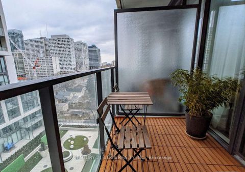 Photo 4 at 1135 - 8 Hillsdale Avenue E, Mount Pleasant West, Toronto
