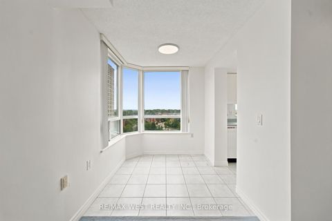 Photo 11 at 1107 - 2627 Mccowan Road, Agincourt North, Toronto