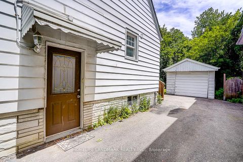 Photo 3 at 335 Willowdale Avenue, Willowdale East, Toronto