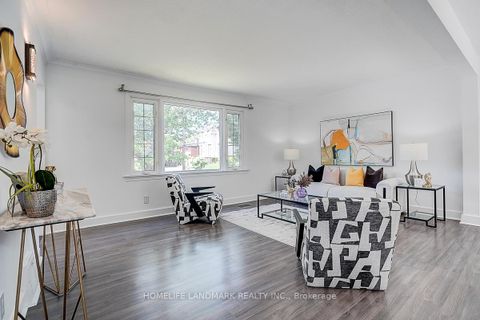Photo 14 at 335 Willowdale Avenue, Willowdale East, Toronto