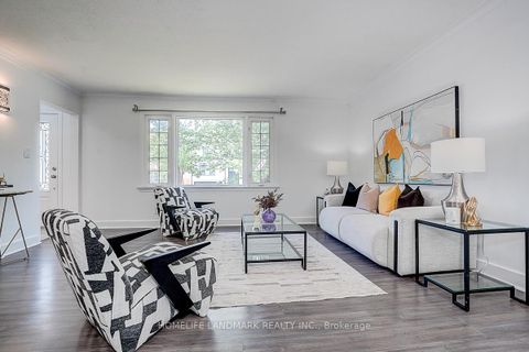 Photo 16 at 335 Willowdale Avenue, Willowdale East, Toronto