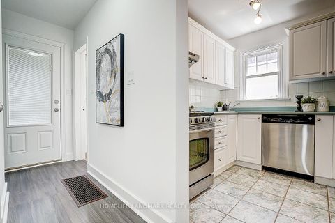 Photo 20 at 335 Willowdale Avenue, Willowdale East, Toronto