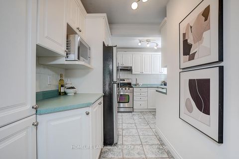 Photo 22 at 335 Willowdale Avenue, Willowdale East, Toronto