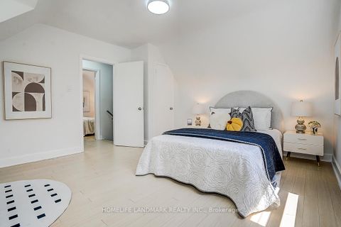 Photo 34 at 335 Willowdale Avenue, Willowdale East, Toronto