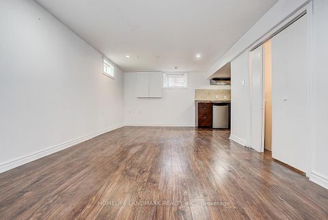 Photo 41 at 335 Willowdale Avenue, Willowdale East, Toronto