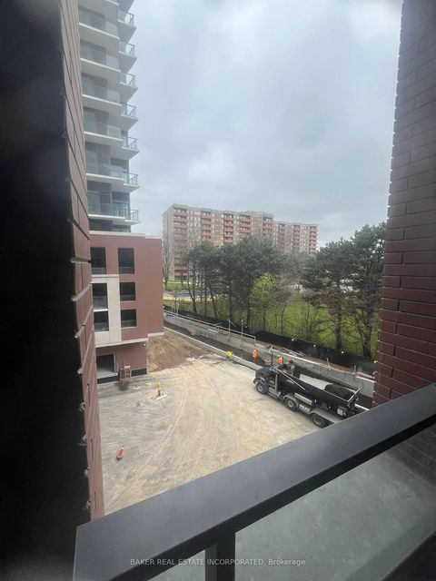 Photo 8 at 413 - 4010 Eglinton Avenue W, Humber Heights, Toronto