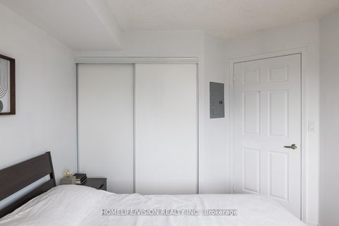 Photo 8 at 902 - 18 Valley Woods Road, Donalda, Toronto