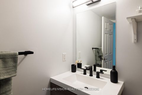 Photo 10 at 902 - 18 Valley Woods Road, Donalda, Toronto