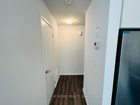 Photo 12 at 53 - 5 William Jackson Way, New Toronto, Toronto