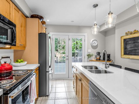Photo 13 at 309 Chisholm Avenue, Lumsden, Toronto