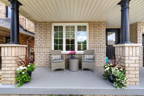 Photo 2 at 119 Toscana Road, Sonoma Heights, Vaughan