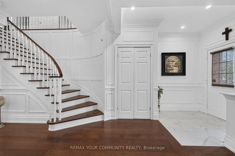 Photo 4 at 119 Toscana Road, Sonoma Heights, Vaughan