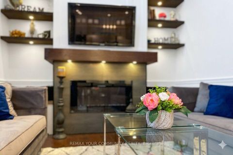 Photo 10 at 119 Toscana Road, Sonoma Heights, Vaughan