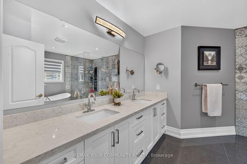 Photo 27 at 119 Toscana Road, Sonoma Heights, Vaughan