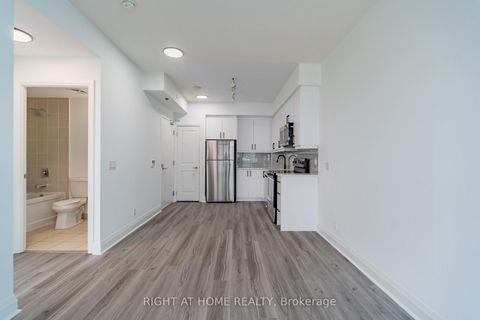 Photo 7 at 901 - 15 Zorra Street, City Centre West, Toronto
