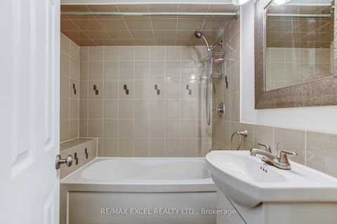 Photo 24 at 35 Urbandale Avenue, Newtonbrook East, Toronto