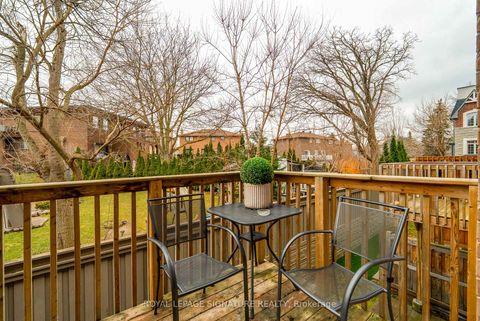 Photo 10 at 14 Queen Mary Court, East Woodbridge, Vaughan