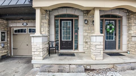 Photo 32 at 14 Queen Mary Court, East Woodbridge, Vaughan
