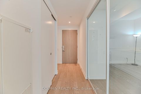 Photo 3 at 1007 - 161 Roehampton Avenue, Mount Pleasant West, Toronto