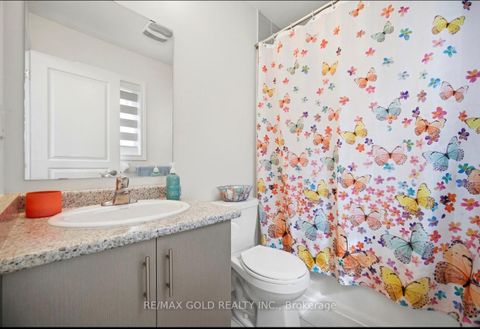 Photo 14 at 814 Green Street, Lefroy, Innisfil