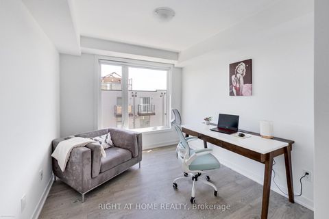 Photo 14 at 10 - 88 Turtle Island Road, Lawrence, Toronto