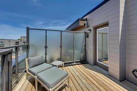 Photo 18 at 10 - 88 Turtle Island Road, Lawrence, Toronto