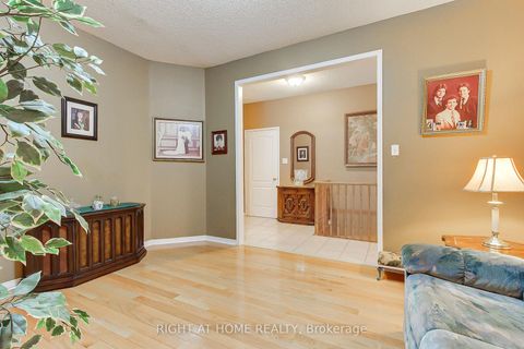 Photo 20 at 101 Old Colony Road, Oak Ridges Lake Wilcox, Richmond Hill