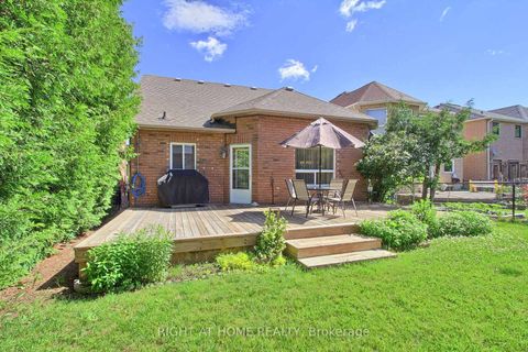 Photo 27 at 101 Old Colony Road, Oak Ridges Lake Wilcox, Richmond Hill