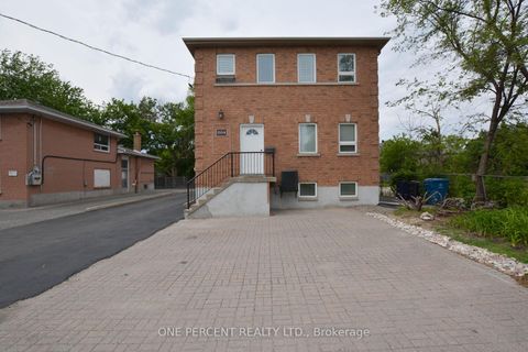 Photo 2 at 204 Sheppard Avenue W, Westgate, Toronto