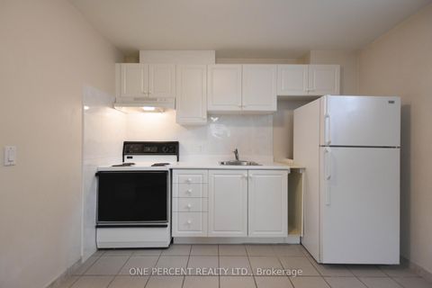 Photo 26 at 204 Sheppard Avenue W, Westgate, Toronto