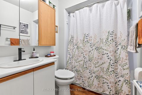 Photo 14 at 10-12 Snider Avenue, Belgravia, Toronto