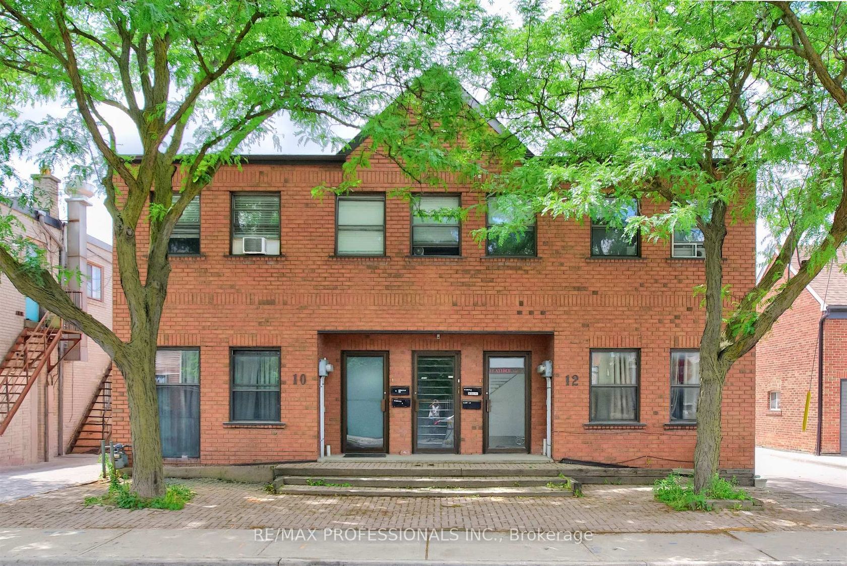 10-12 Snider Avenue, Belgravia, Toronto photo number 2