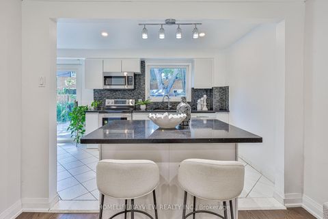 Photo 15 at 27 Bedle Avenue, Hillcrest Village, Toronto