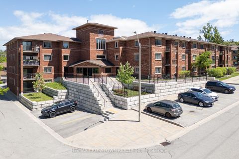 Photo 1 at 303 - 1 Quail Crescent, Ardagh, Barrie