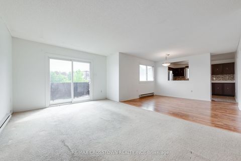 Photo 12 at 303 - 1 Quail Crescent, Ardagh, Barrie