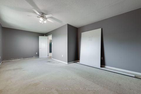 Photo 29 at 303 - 1 Quail Crescent, Ardagh, Barrie