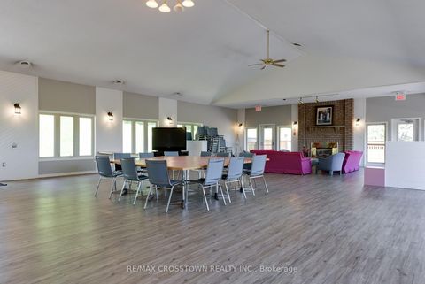Photo 38 at 303 - 1 Quail Crescent, Ardagh, Barrie