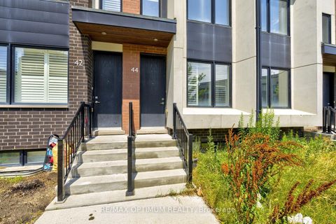 Photo 1 at 44 Sarah Jackson Crescent, CFB, Toronto