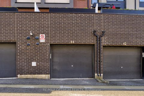 Photo 33 at 44 Sarah Jackson Crescent, CFB, Toronto