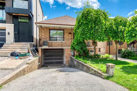 Photo 0 at 49 Montcalm Avenue, Belgravia, Toronto