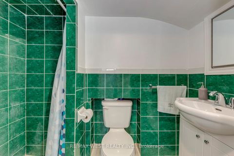 Photo 41 at 49 Montcalm Avenue, Belgravia, Toronto