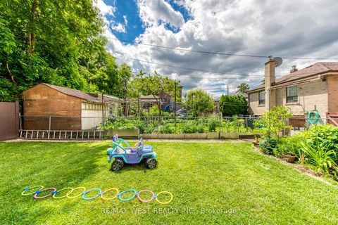 Photo 45 at 49 Montcalm Avenue, Belgravia, Toronto