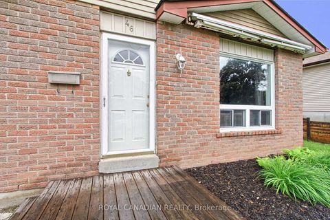 Photo 4 at 46 Austen Lane, Letitia Heights, Barrie