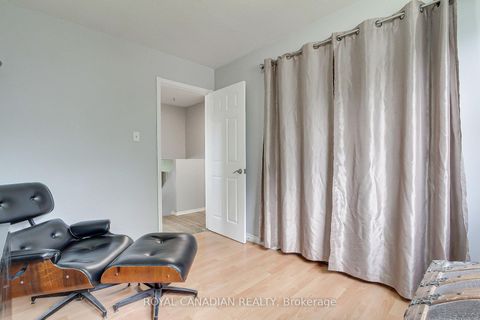 Photo 21 at 46 Austen Lane, Letitia Heights, Barrie