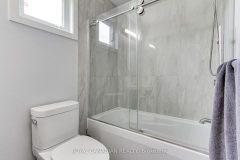 Photo 23 at 46 Austen Lane, Letitia Heights, Barrie