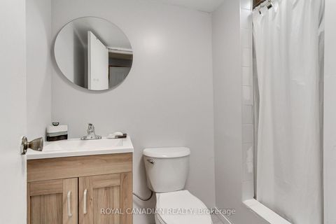 Photo 27 at 46 Austen Lane, Letitia Heights, Barrie