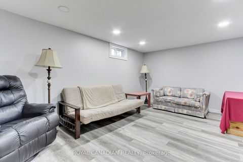 Photo 28 at 46 Austen Lane, Letitia Heights, Barrie