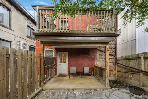 Photo 14 at 486 Montrose Avenue, Little Italy, Toronto