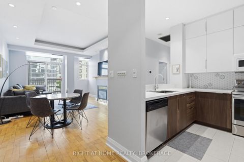 Photo 4 at 802 - 8 Wellesley Street E, Yonge Corridor, Toronto