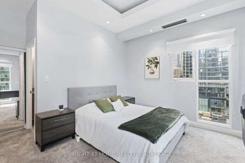 Photo 17 at 802 - 8 Wellesley Street E, Yonge Corridor, Toronto